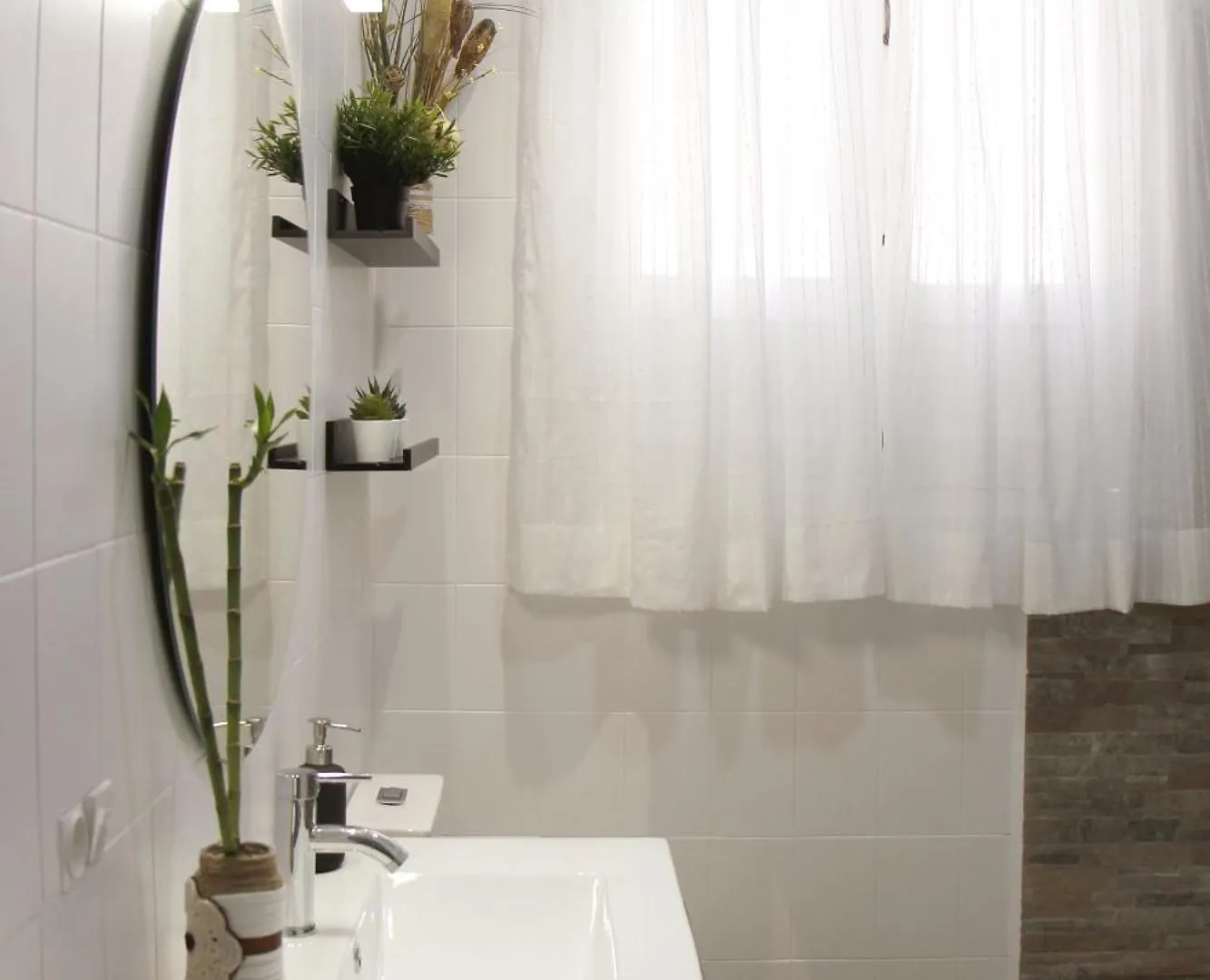 Homestay Casa De La Alegria Apartment Granada Spain